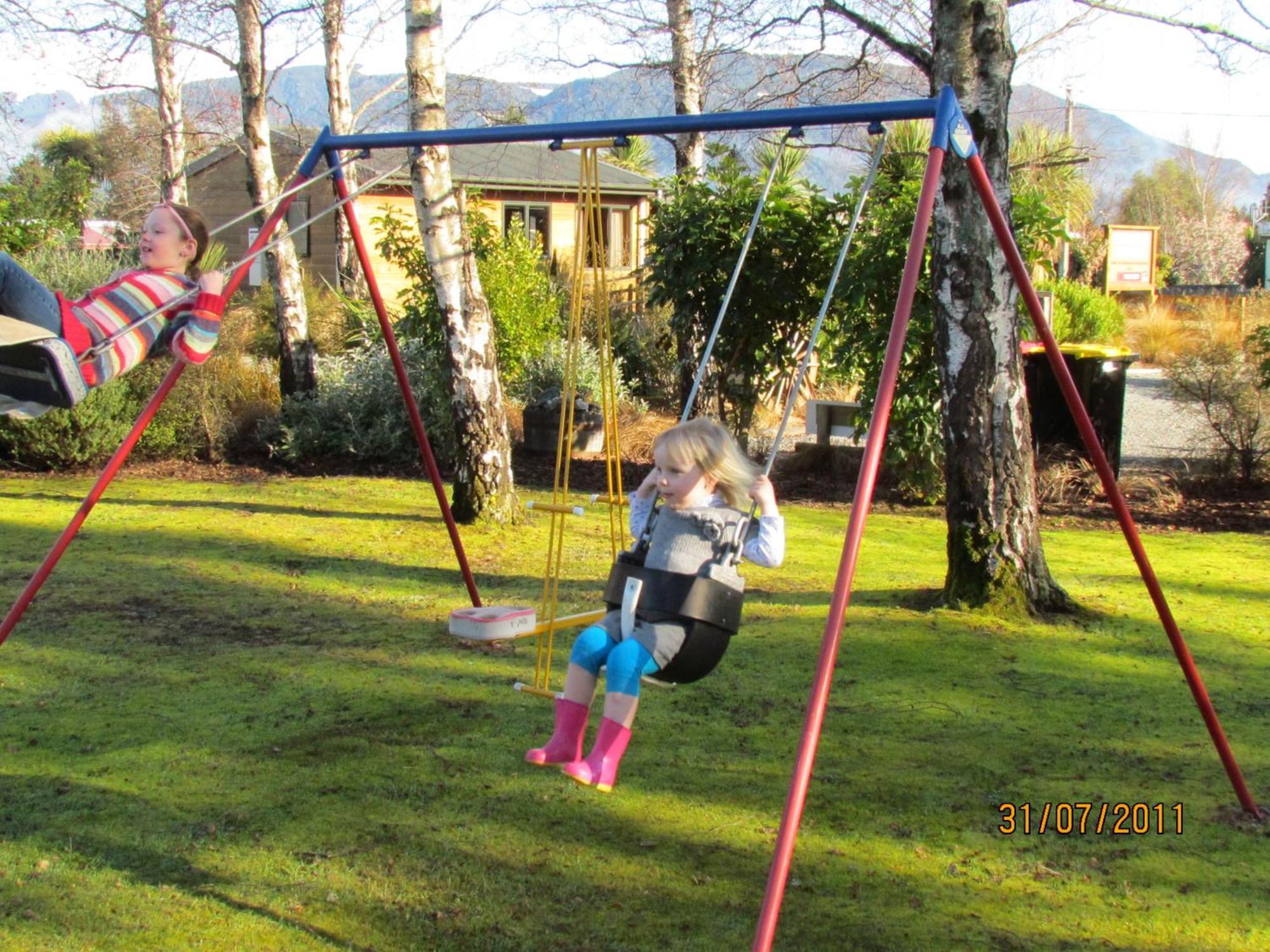 Birchwood Cottages Te Anau Bagian luar foto