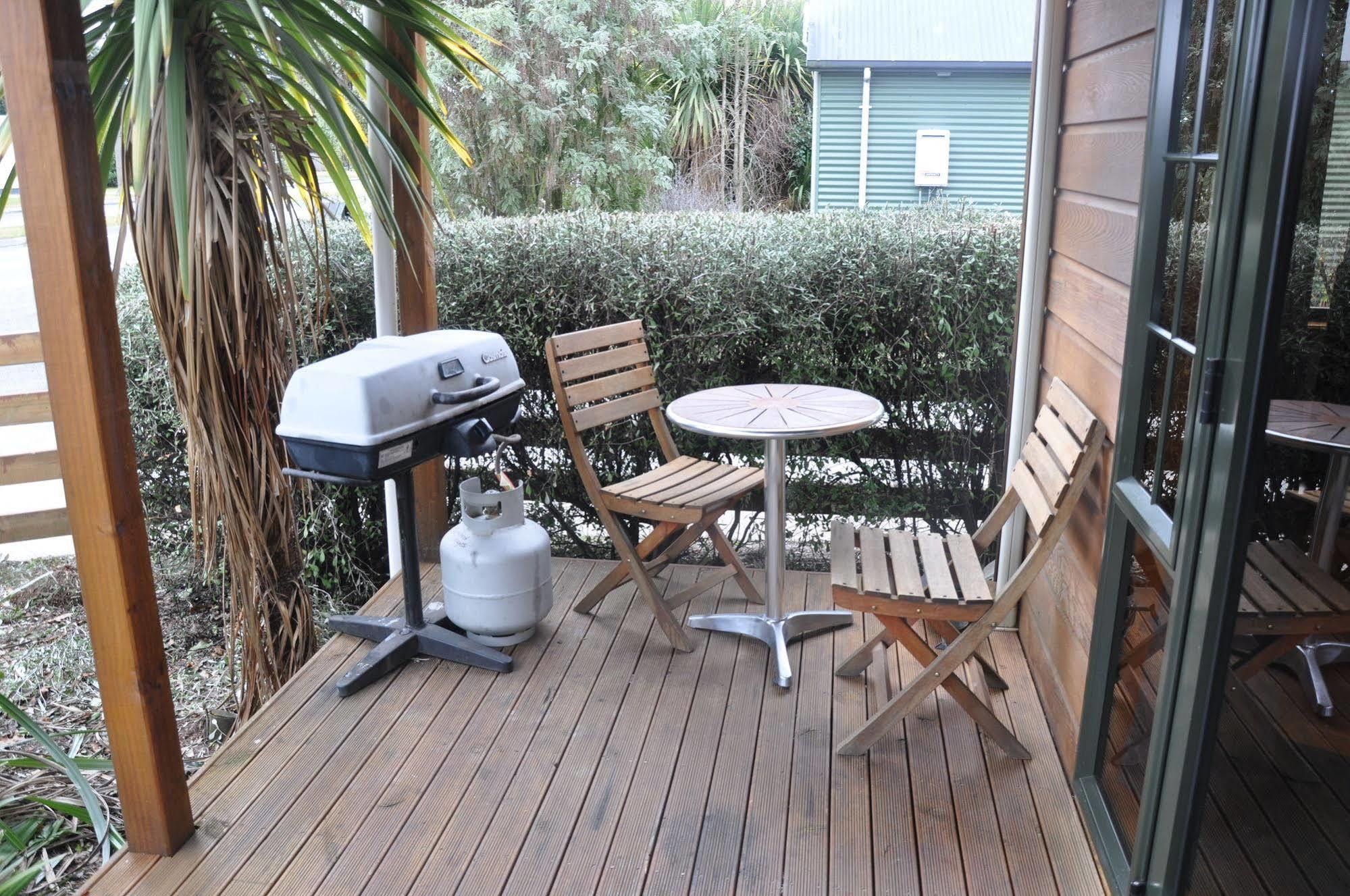 Birchwood Cottages Te Anau Bagian luar foto